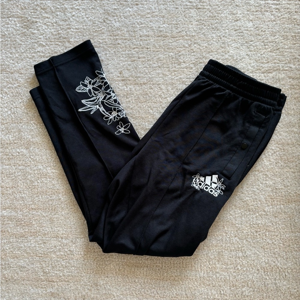 Adidas Button Up Soccer Sweats (adidas floral)